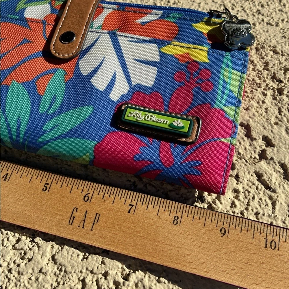 Lily Bloom Travel Wallet with Tropical Pattern
